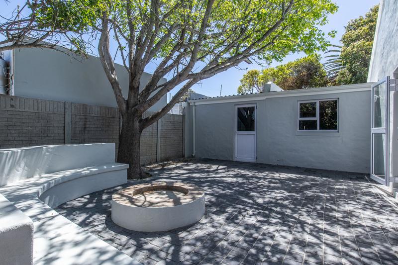 4 Bedroom Property for Sale in Tokai Western Cape